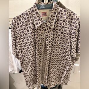 Men’s short sleeve button down